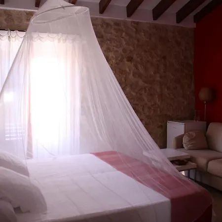 La Trancada Hotel *